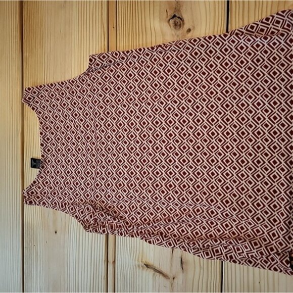 New York & Company Womens Sleeveless Tank Red & White Size M Summer Casual - Picture 9 of 9